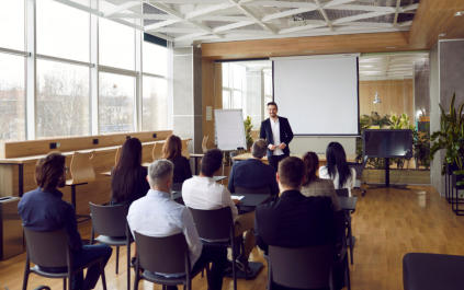 Personalberatung institutionelle Investoren Kaptialsammelstellen